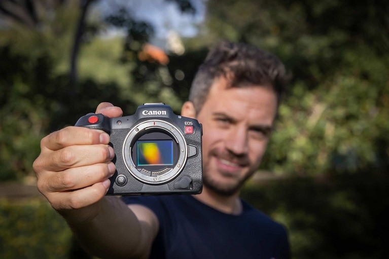 Canon EOS R5 C im Profi-Einsatz und passende Academy Angebote
