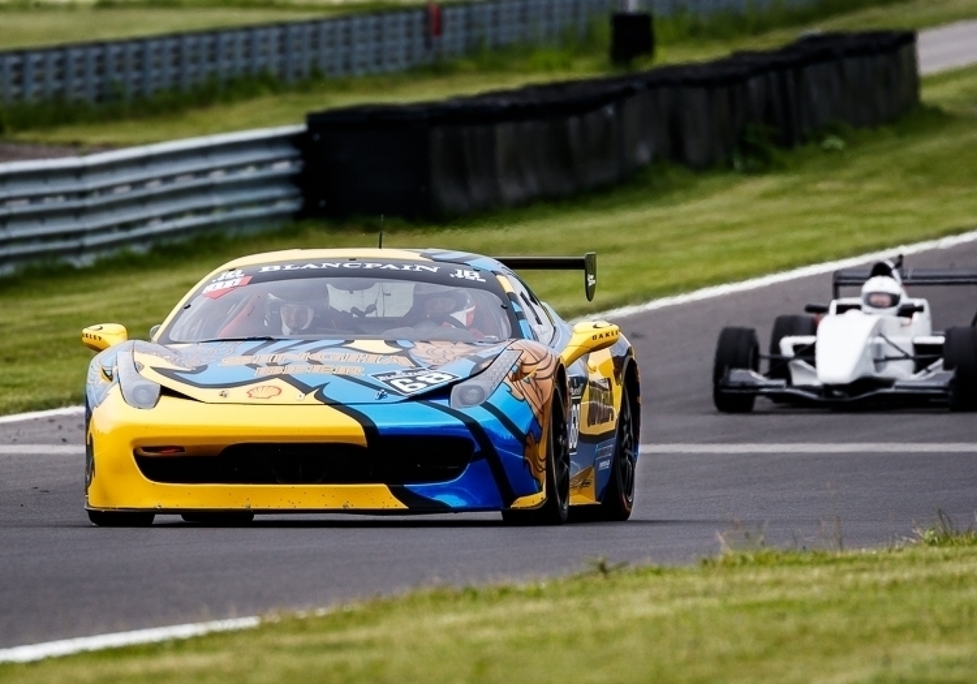 Motorsportfotografie hautnah beim Formelfeeling- exklusiver Trackday am Pannoniaring - Canon Academy Sport